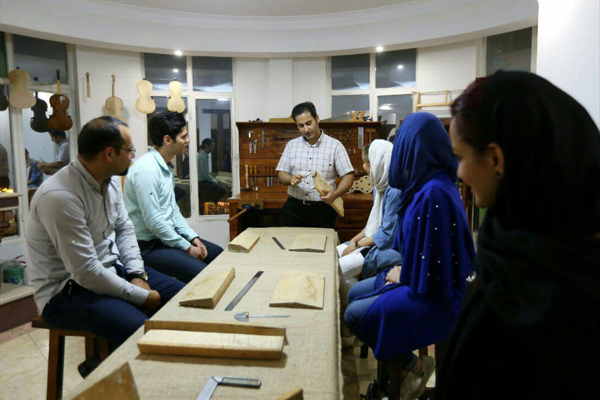 نخستین آموزشگاه ساز سازی در ایران افتتاح شد