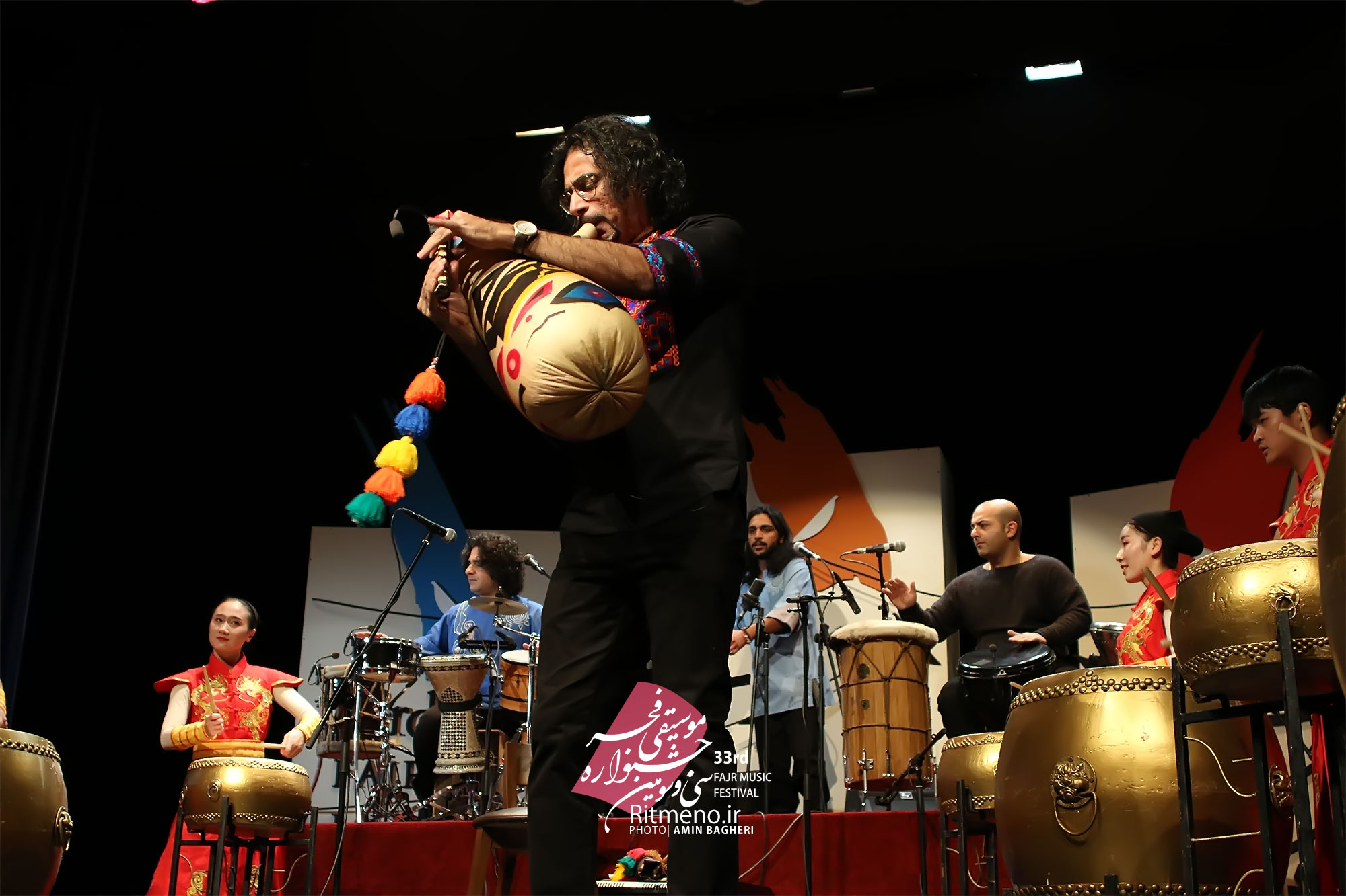 هنرنمایی گروه لیان و نوازندگان چینی در جشنواره