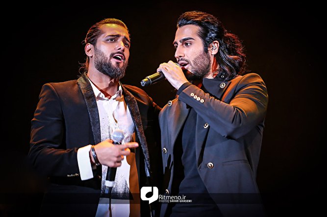 گزارش تصویری از اجرای ماکان بند در سی و پنجمین جشنواره موسیقی فجر